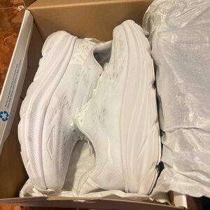 HOKA Mens 11E White  New